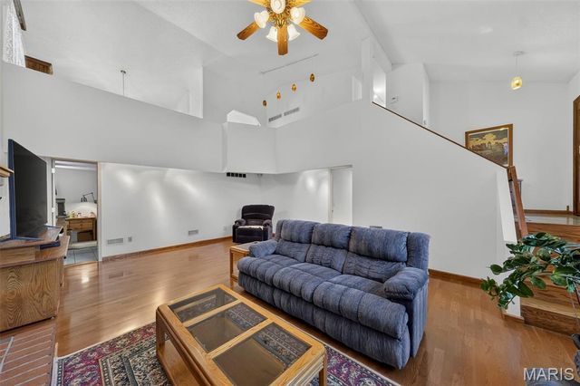 24 Long Branch Court, St Peters, MO 63376