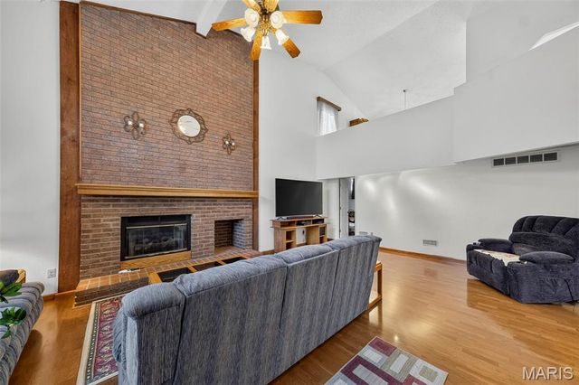 24 Long Branch Court, St Peters, MO 63376
