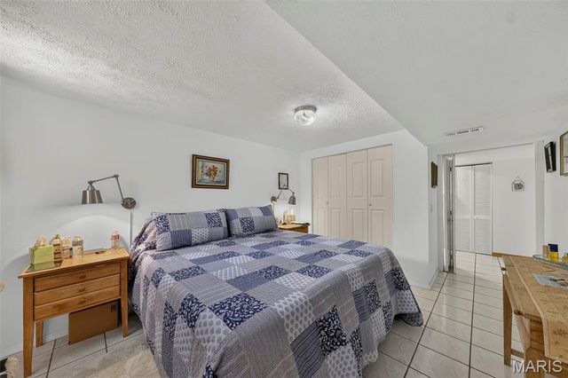 24 Long Branch Court, St Peters, MO 63376