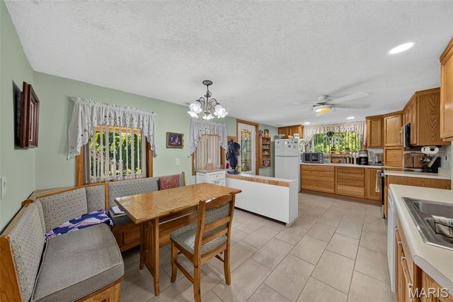24 Long Branch Court, St Peters, MO 63376