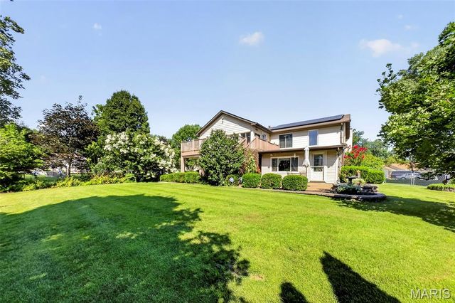 24 Long Branch Court, St Peters, MO 63376