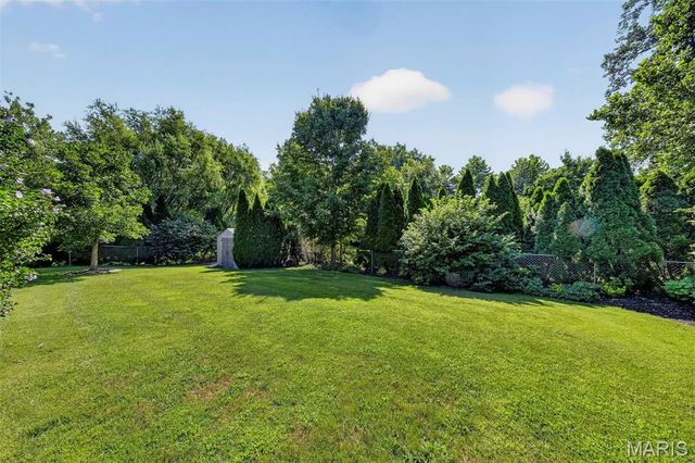 24 Long Branch Court, St Peters, MO 63376