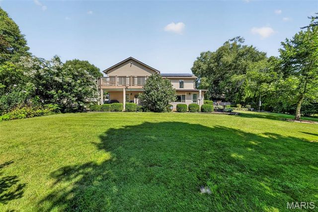 24 Long Branch Court, St Peters, MO 63376