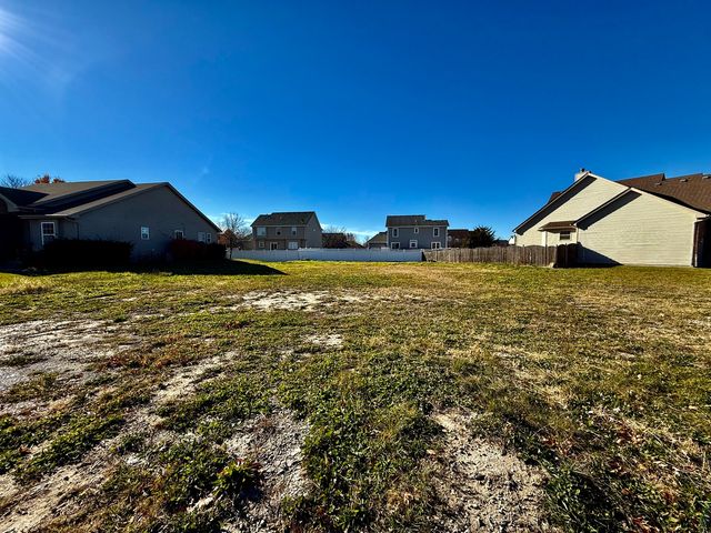 1070 S Farmstone Drive, Diamond, IL 60416