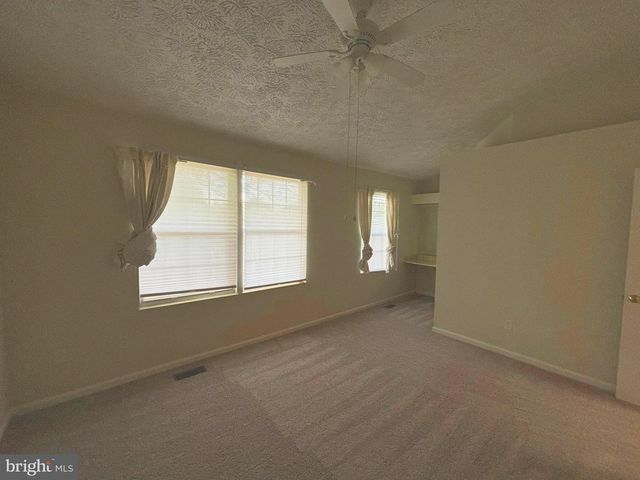 13336 BURKITTS RD, Fairfax, VA 22033