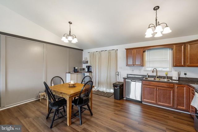 60 LILLEIGH CT, Maurertown, VA 22644