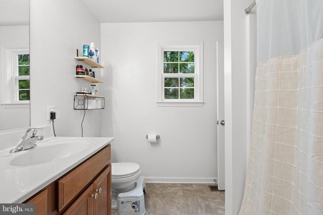 60 LILLEIGH CT, Maurertown, VA 22644