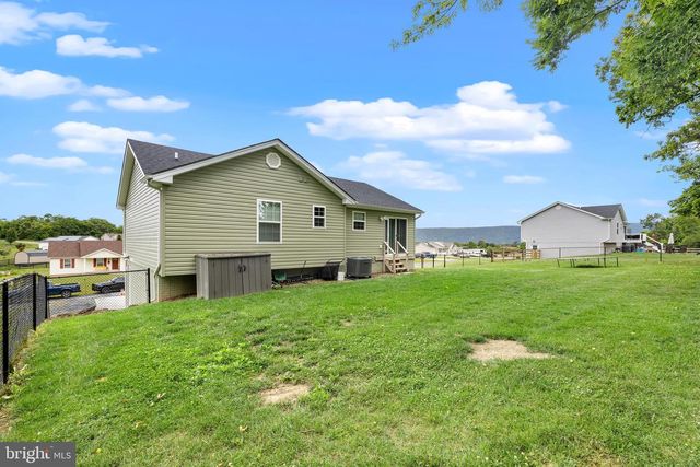 60 LILLEIGH CT, Maurertown, VA 22644