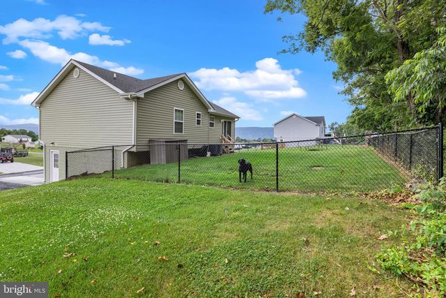 60 LILLEIGH CT, Maurertown, VA 22644