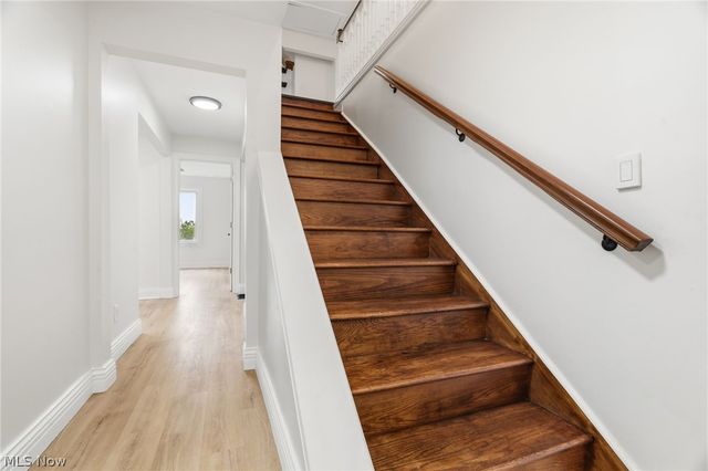 6097 Reno Drive, Louisville, OH 44641