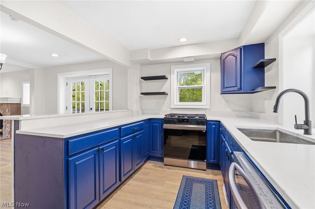 6097 Reno Drive, Louisville, OH 44641