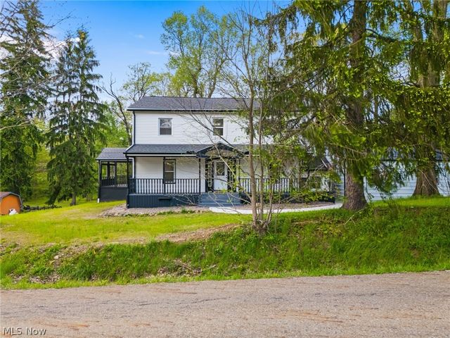 6097 Reno Drive, Louisville, OH 44641