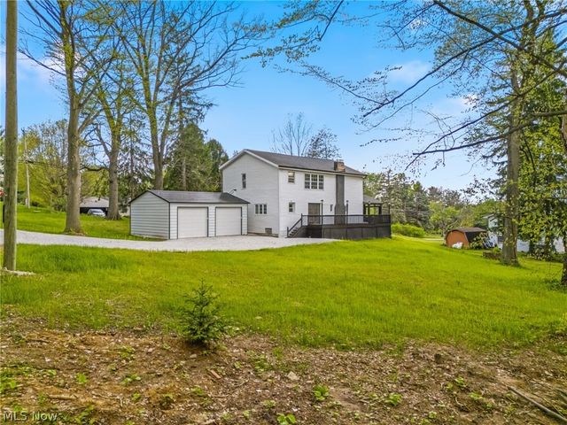 6097 Reno Drive, Louisville, OH 44641