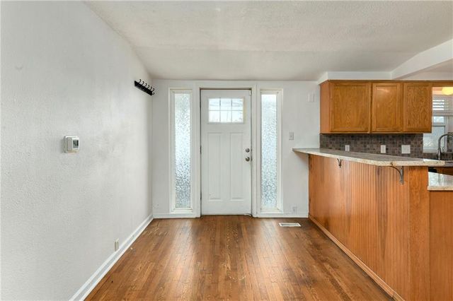 5944 Eugene Field Road, Kansas City, MO 64119