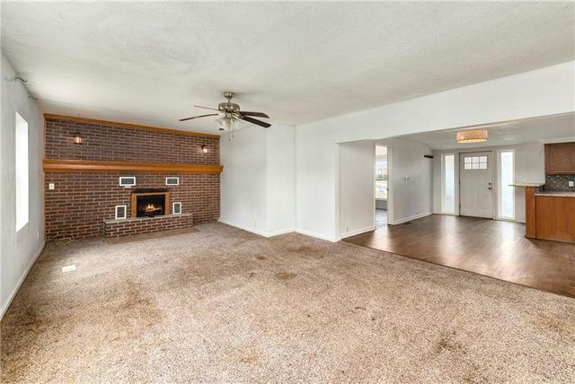 5944 Eugene Field Road, Kansas City, MO 64119