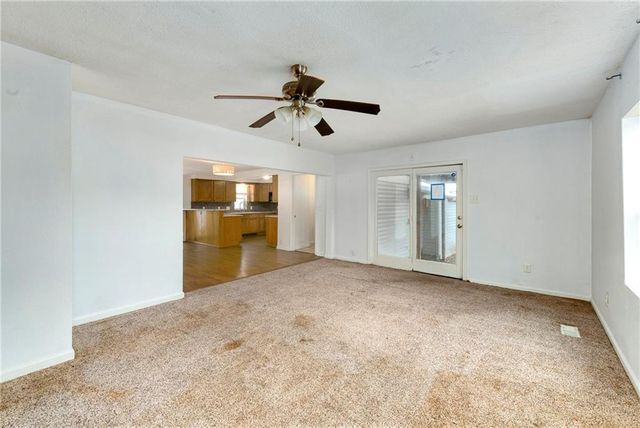 5944 Eugene Field Road, Kansas City, MO 64119