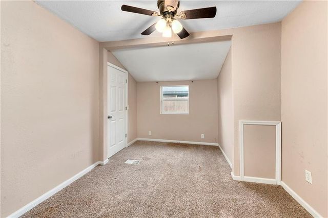 5944 Eugene Field Road, Kansas City, MO 64119