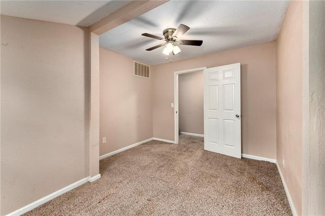 5944 Eugene Field Road, Kansas City, MO 64119