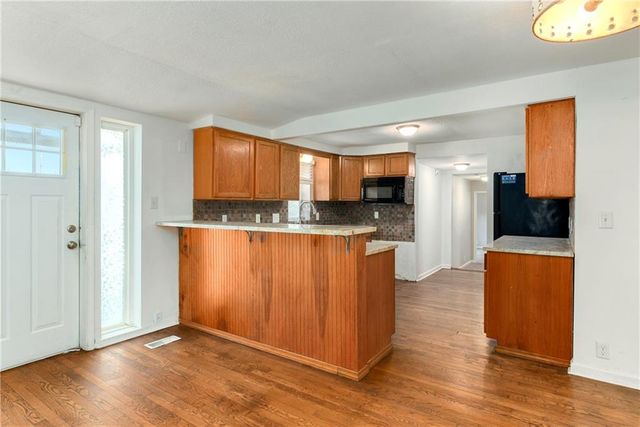 5944 Eugene Field Road, Kansas City, MO 64119