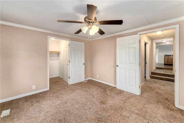 5944 Eugene Field Road, Kansas City, MO 64119