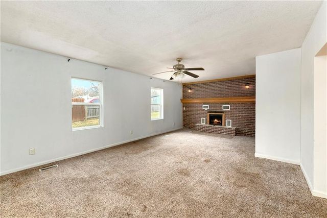 5944 Eugene Field Road, Kansas City, MO 64119