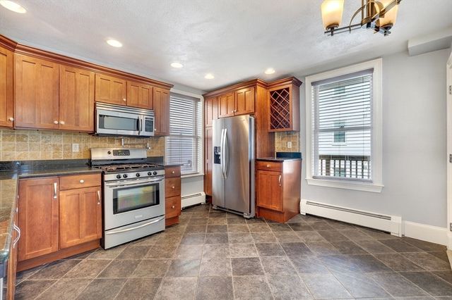 365 Savin Hill Ave 2, Boston, MA 02125