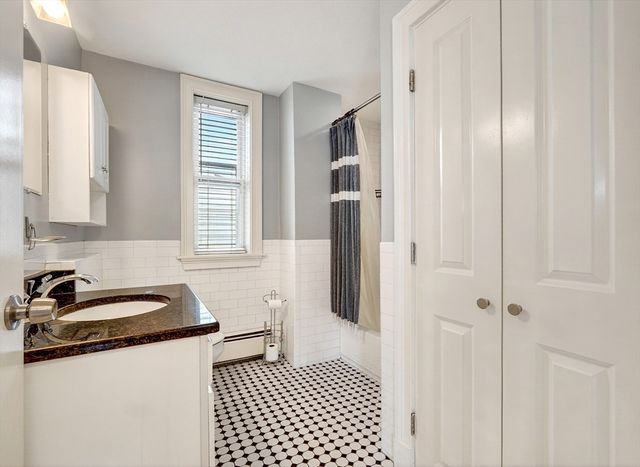 365 Savin Hill Ave 2, Boston, MA 02125