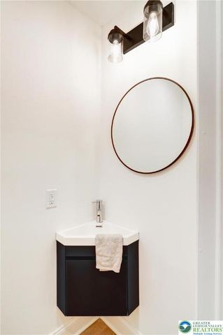 7908 Woodsbluff Run, Upper Macungie Twp, PA 18051