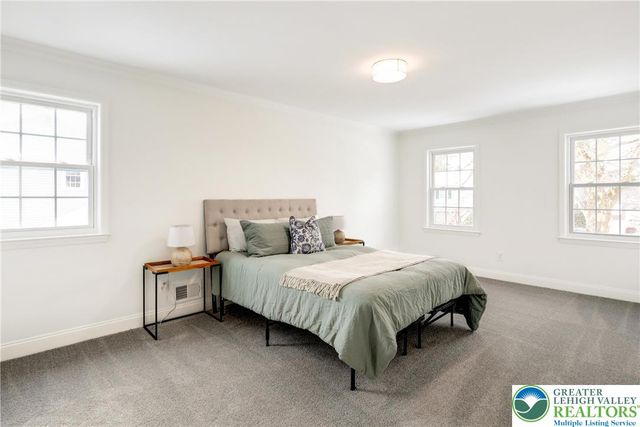 7908 Woodsbluff Run, Upper Macungie Twp, PA 18051