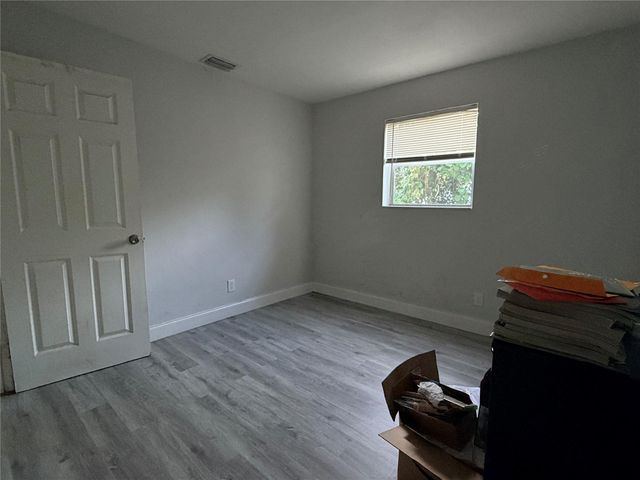 2950 NW 20th St, Fort Lauderdale, FL 33311