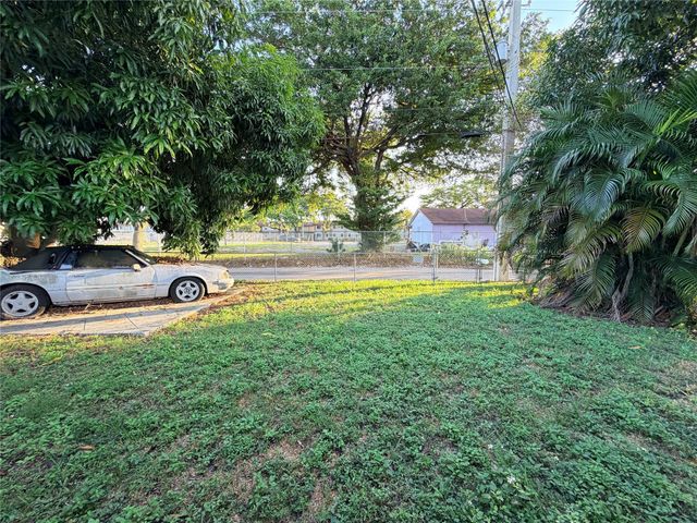 2950 NW 20th St, Fort Lauderdale, FL 33311