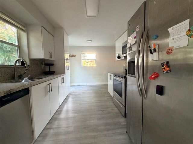 2950 NW 20th St, Fort Lauderdale, FL 33311