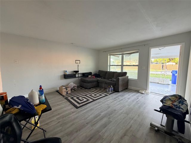 2950 NW 20th St, Fort Lauderdale, FL 33311