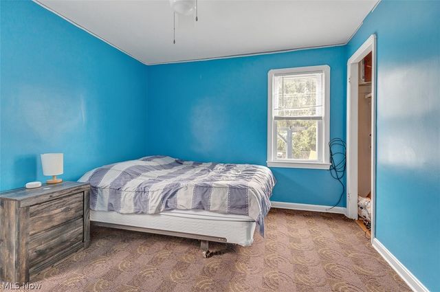 4221 Oak Park, Cleveland, OH 44109