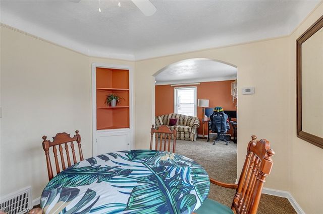 4221 Oak Park, Cleveland, OH 44109