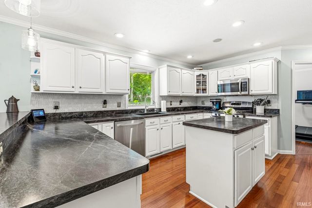 26416 Olympic Club Drive, South Bend, IN 46628