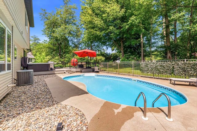26416 Olympic Club Drive, South Bend, IN 46628