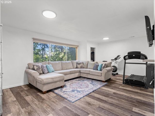 1125 FISHPOND Rd, Kelso, WA 98626