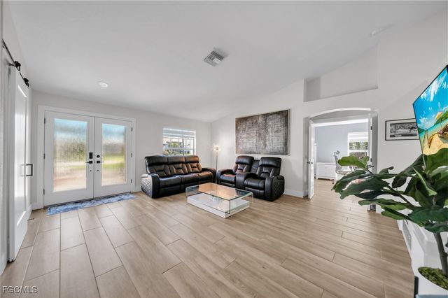 2905 SW 29TH LN, Cape Coral, FL 33914