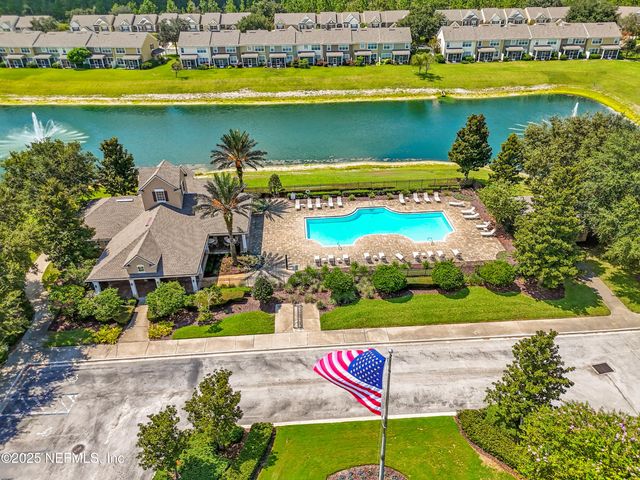 6387 AUTUMN BERRY Circle, Jacksonville, FL 32258