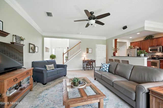 6387 AUTUMN BERRY Circle, Jacksonville, FL 32258