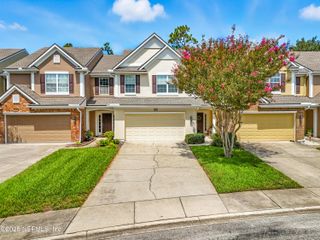 6387 AUTUMN BERRY Circle, Jacksonville, FL 32258