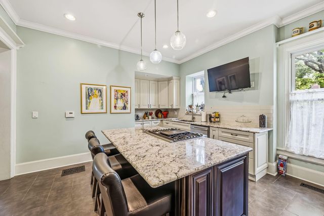 78 W Lincoln Avenue, Delaware, OH 43015