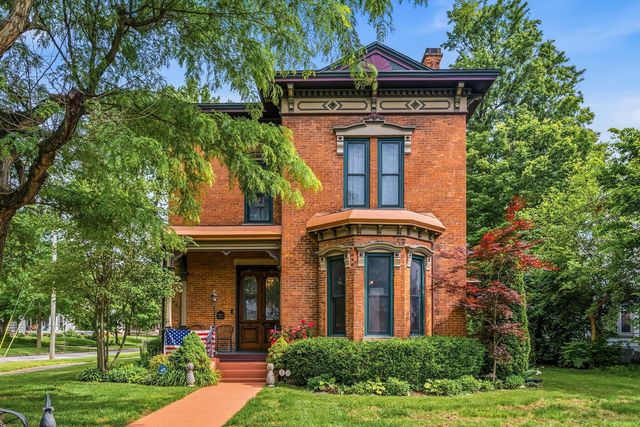 78 W Lincoln Avenue, Delaware, OH 43015