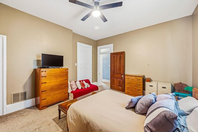 78 W Lincoln Avenue, Delaware, OH 43015