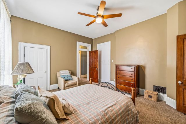 78 W Lincoln Avenue, Delaware, OH 43015