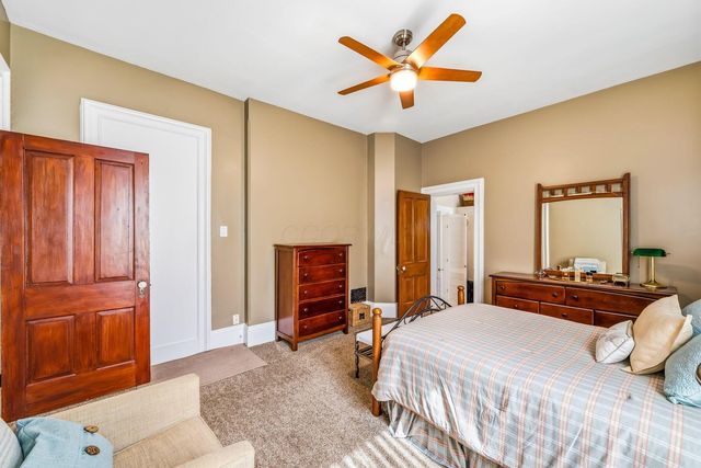 78 W Lincoln Avenue, Delaware, OH 43015