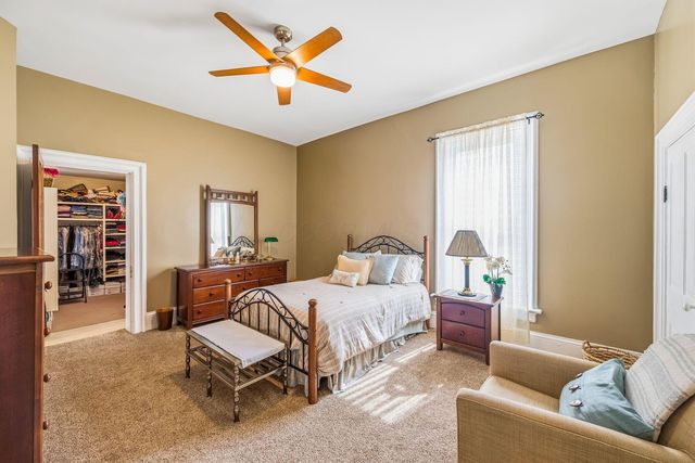 78 W Lincoln Avenue, Delaware, OH 43015