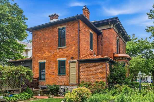 78 W Lincoln Avenue, Delaware, OH 43015