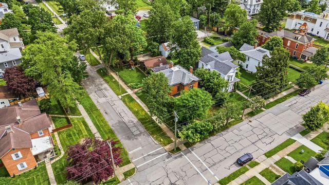 78 W Lincoln Avenue, Delaware, OH 43015